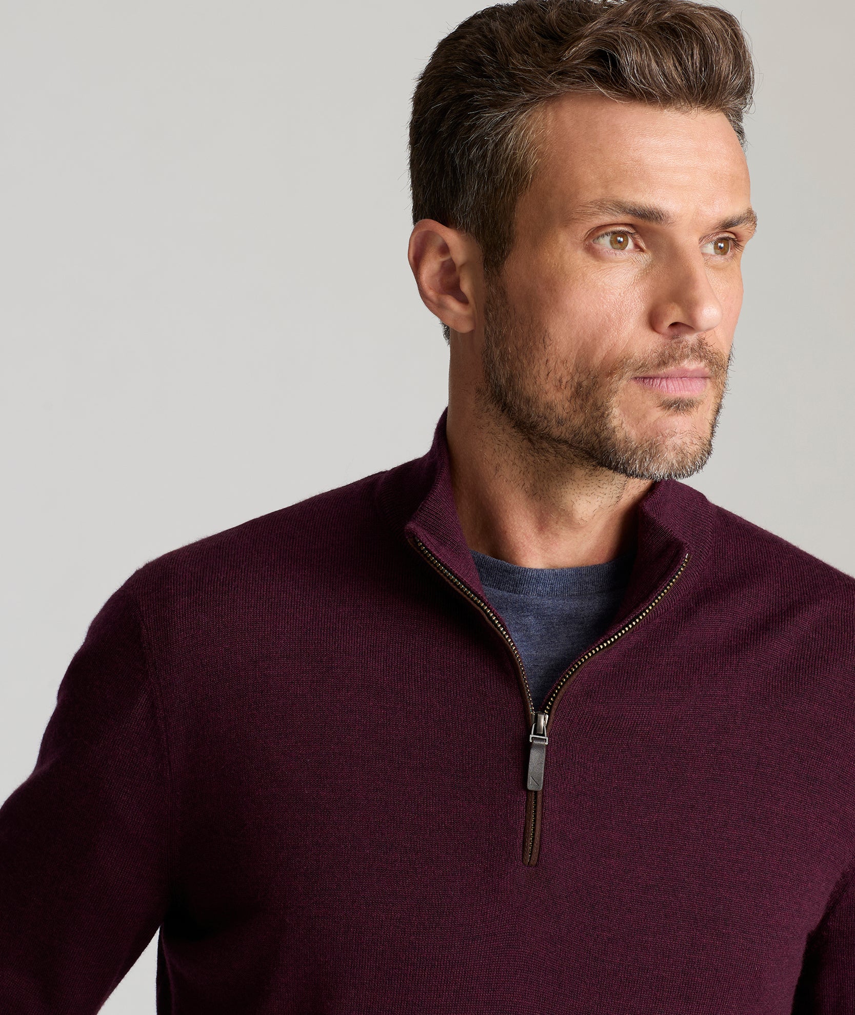 Model wearing an UNTUCKit Belguardo Sweater.